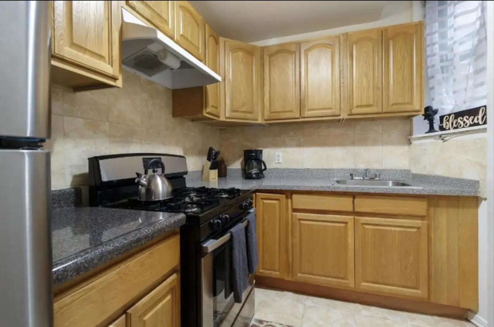 2Bed Bliss By Central Park North New York Extérieur photo